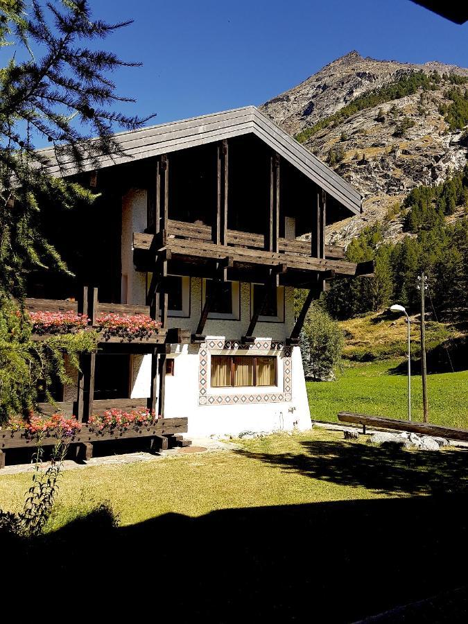 Villa Alpenhof Saas-Almagell Exterior foto